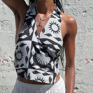 Lisa Says Gah Lauren Halter Top NWOT